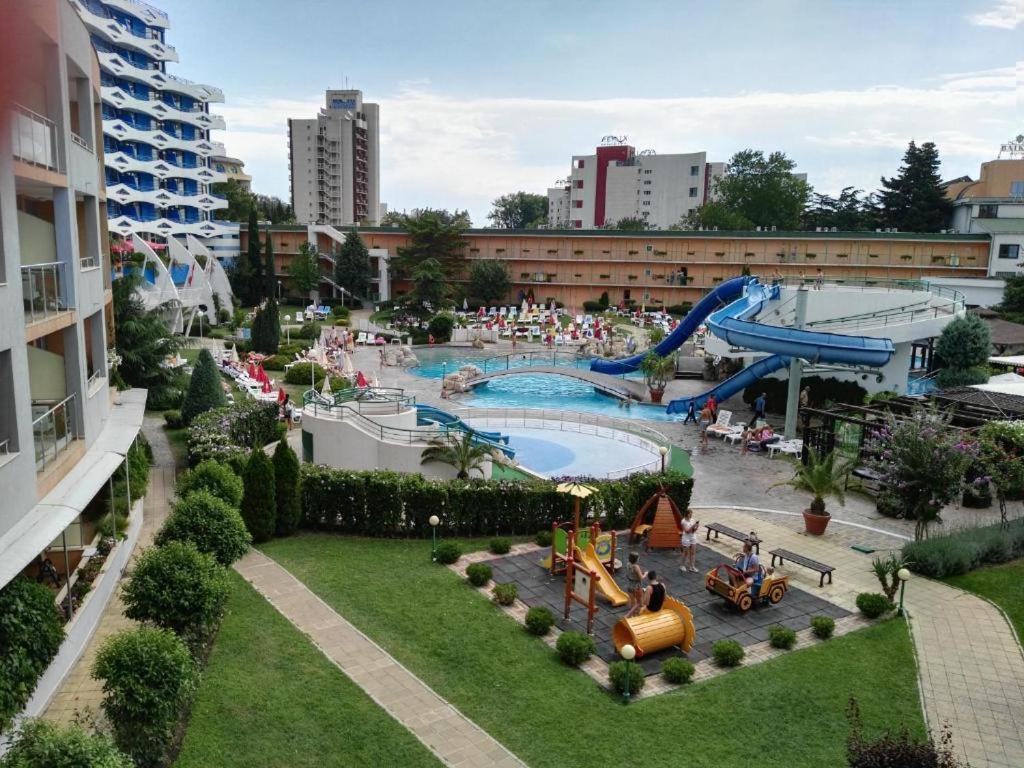 Apartment Konstantin in Trakia Plaza Pantai Sunny Bagian luar foto
