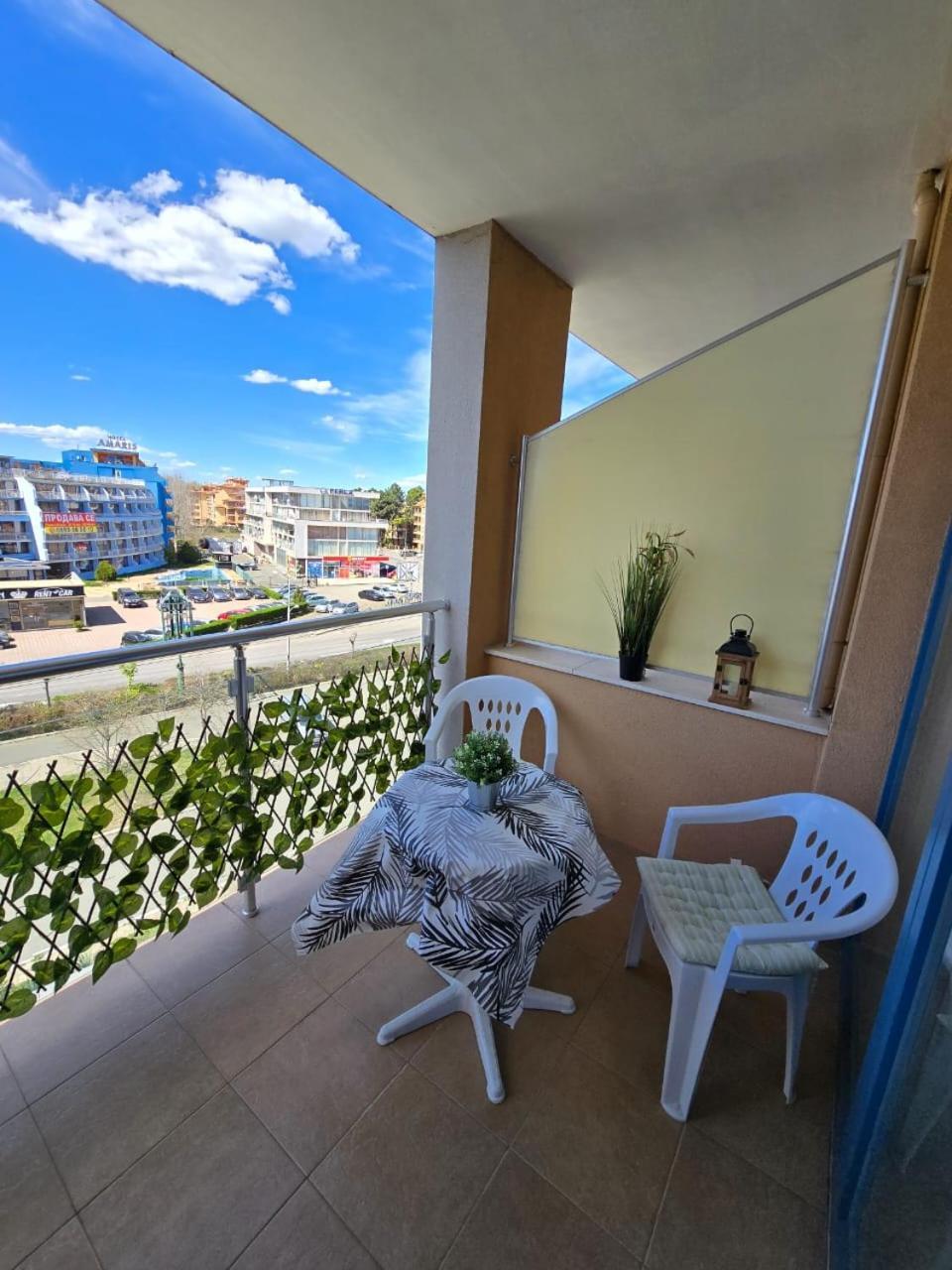 Apartment Konstantin in Trakia Plaza Pantai Sunny Bagian luar foto